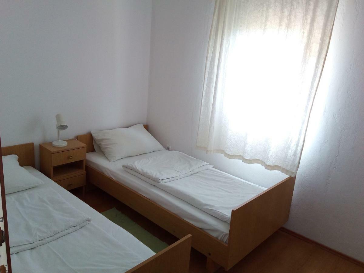 Apartmani Toni Starigrad Paklenica Exteriér fotografie